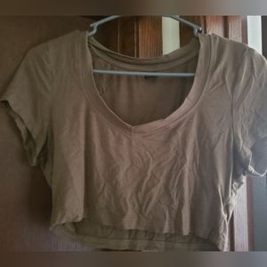 SHEIN Low V Crop Top